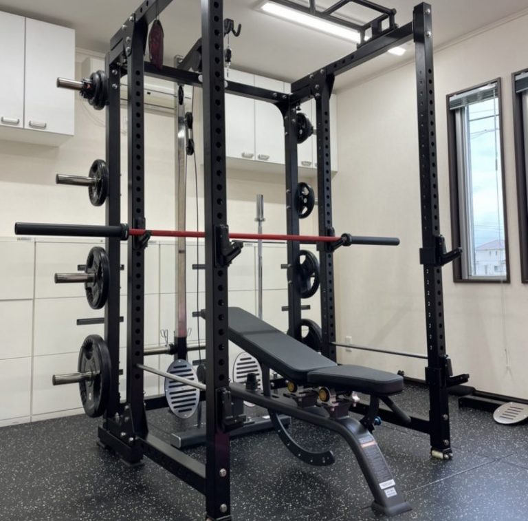 トレーニングマシン